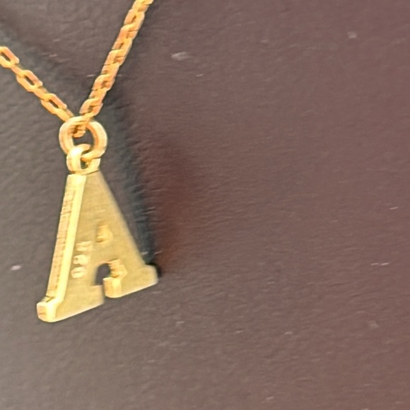 GABI RIELLE NEW
Love in Bloom 14K Gold Vermeil Sterling Silver & Enamel Initial - Picture 2 of 6